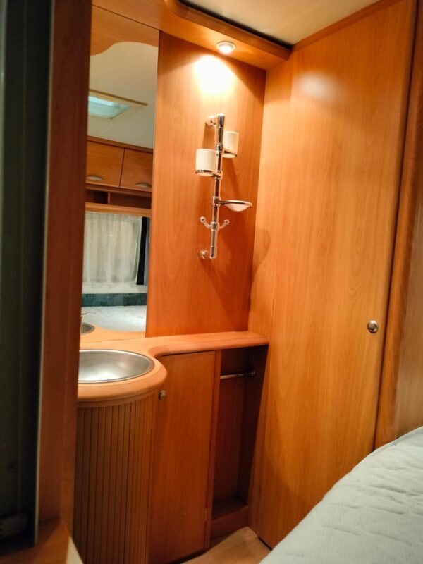 Chateau 450 Calista Chalet bouwjaar 2004 met voortent en luifel - Afbeelding 16