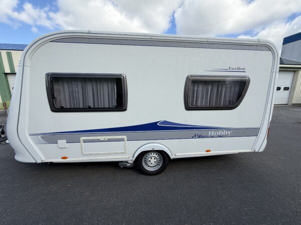 Caravan Hobby 410 SE Excellent bouwjaar 2009 met mover en voortent - Afbeelding 4