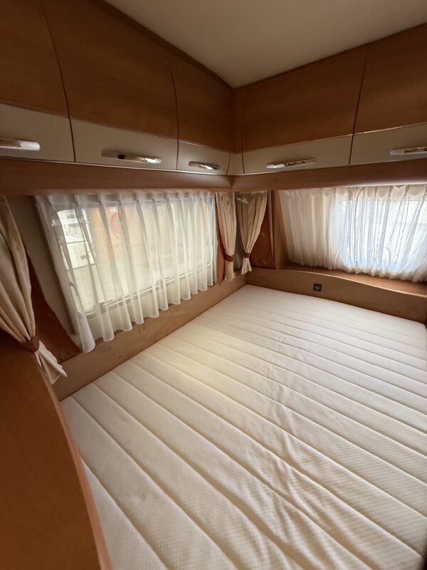 Caravan Hobby 410 SE Excellent bouwjaar 2009 met mover en voortent - Afbeelding 11