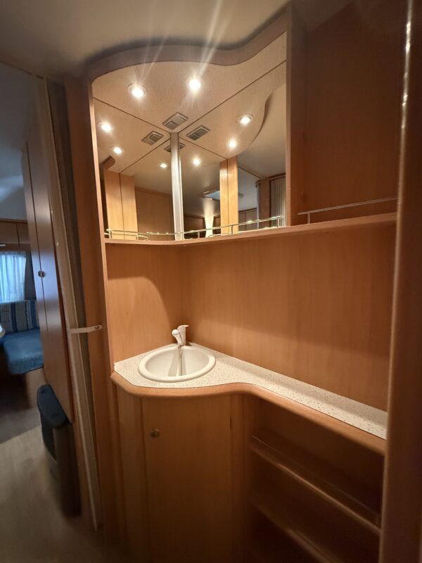 Caravan Beyerland Vitesse 450 TF bouwjaar 2008 met mover - Afbeelding 20