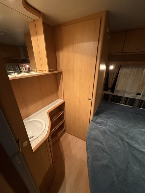 Beyerland Quartz 460 TF bouwjaar 2005 met mover en luifel (met zijwanden) - Afbeelding 7
