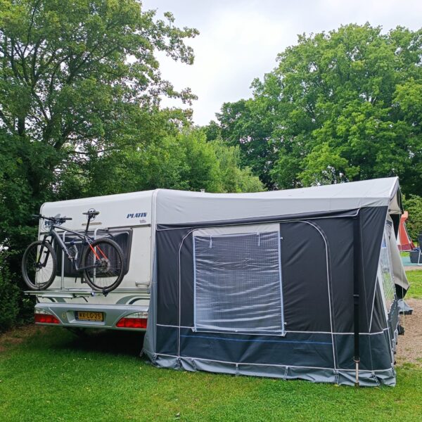 Caravan Fendt Platin 470 TFB (luxe uitvoering) bouwjaar 2007 voortent en luifel - Afbeelding 31