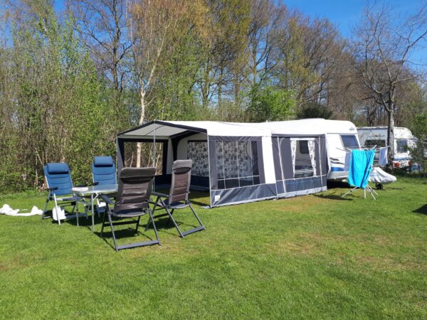 Caravan Fendt Platin 470 TFB (luxe uitvoering) bouwjaar 2007 voortent en luifel - Afbeelding 32