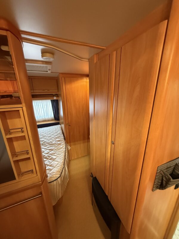Caravan Fendt Saphir 470 TFB - met Isabella voortent en mover - bouwjaar 2008 - Afbeelding 13