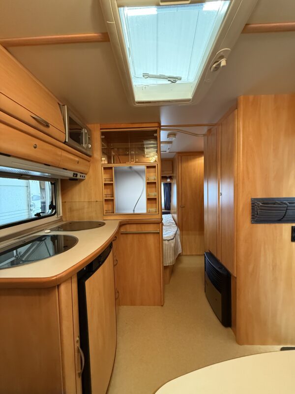 Caravan Fendt Saphir 470 TFB - met Isabella voortent en mover - bouwjaar 2008 - Afbeelding 23