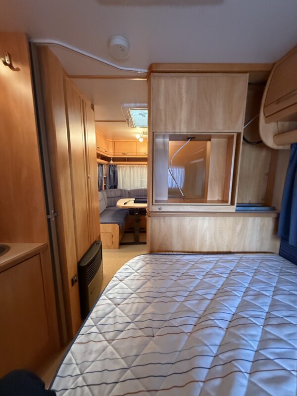 Caravan Fendt Saphir 470 TFB - met Isabella voortent en mover - bouwjaar 2008 - Afbeelding 24