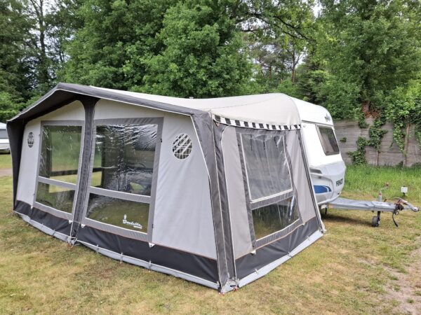 Caravan Fendt Saphir 470 TFB - met Isabella voortent en mover - bouwjaar 2008 - Afbeelding 28