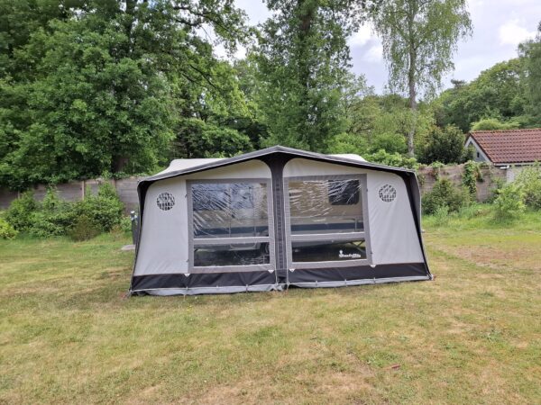 Caravan Fendt Saphir 470 TFB - met Isabella voortent en mover - bouwjaar 2008 - Afbeelding 25
